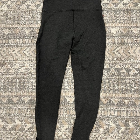 Spanx gray leggings size large - Picture 4 of 5